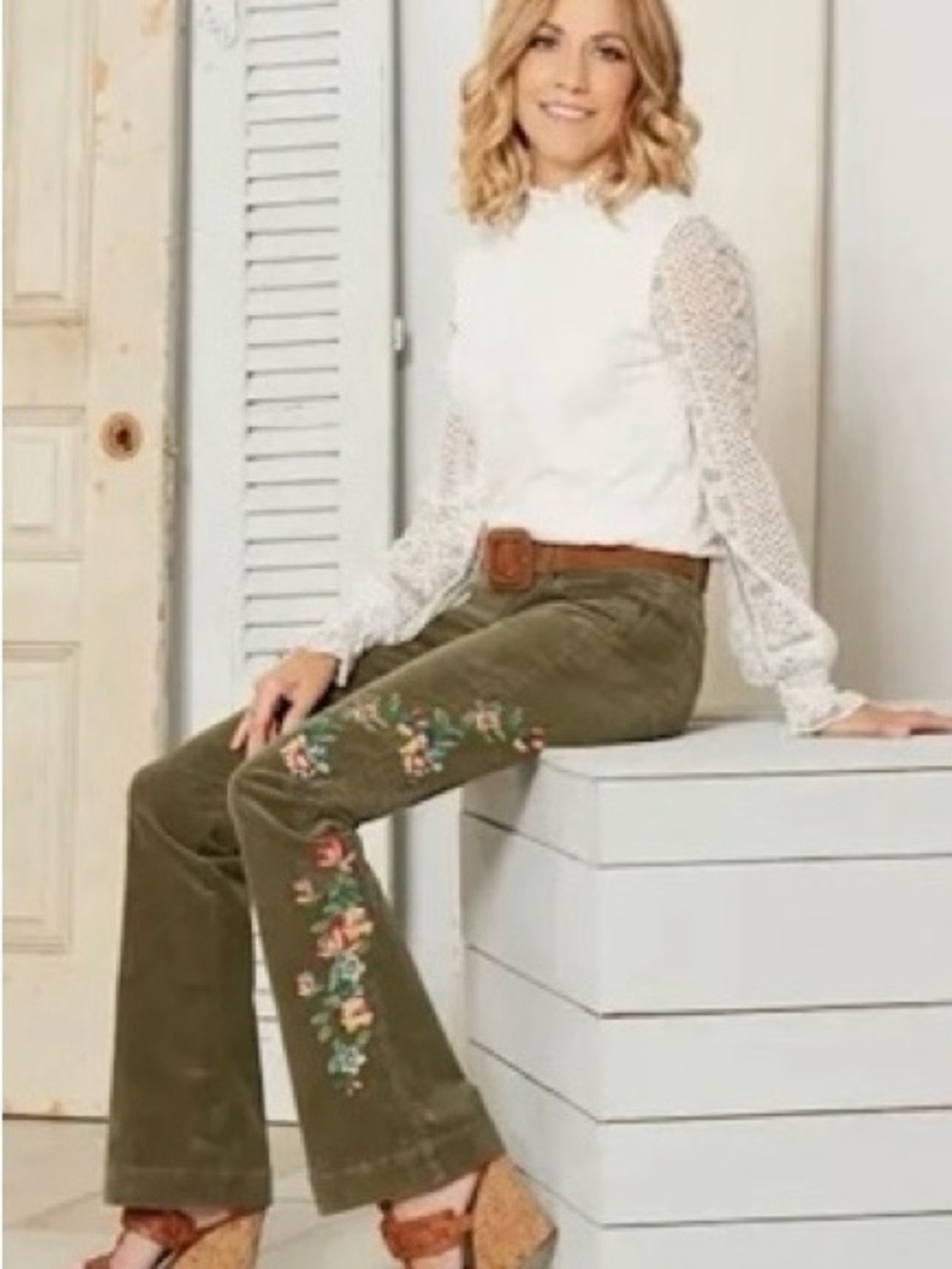 Sheryl Crow NWT Embroidered Olive Green Flare Corduroy Pants Sz 18 W  Plus Size
